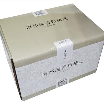 南怀瑾是中国传统文化的积极传播者，国民党元老李石曾赞美他『上下五千年，纵横十万里。经纶三大教，出入百家言』。《南怀瑾著作精选》箱精装全19册，重达12公斤，集结了东方出版社近年来出版的南怀瑾先生著作13种，涉及儒、释、道以及南先生谈教育和文化等内容。书稿全部由南怀瑾亲自审定，及先生指定的弟子刘雨虹重新整理和修订，不妄改、不擅改，尽力将南怀瑾先生的思想和著述如实呈现给读者，奉上一套值得珍藏的版本。定价1035元，现团购价425元包邮！